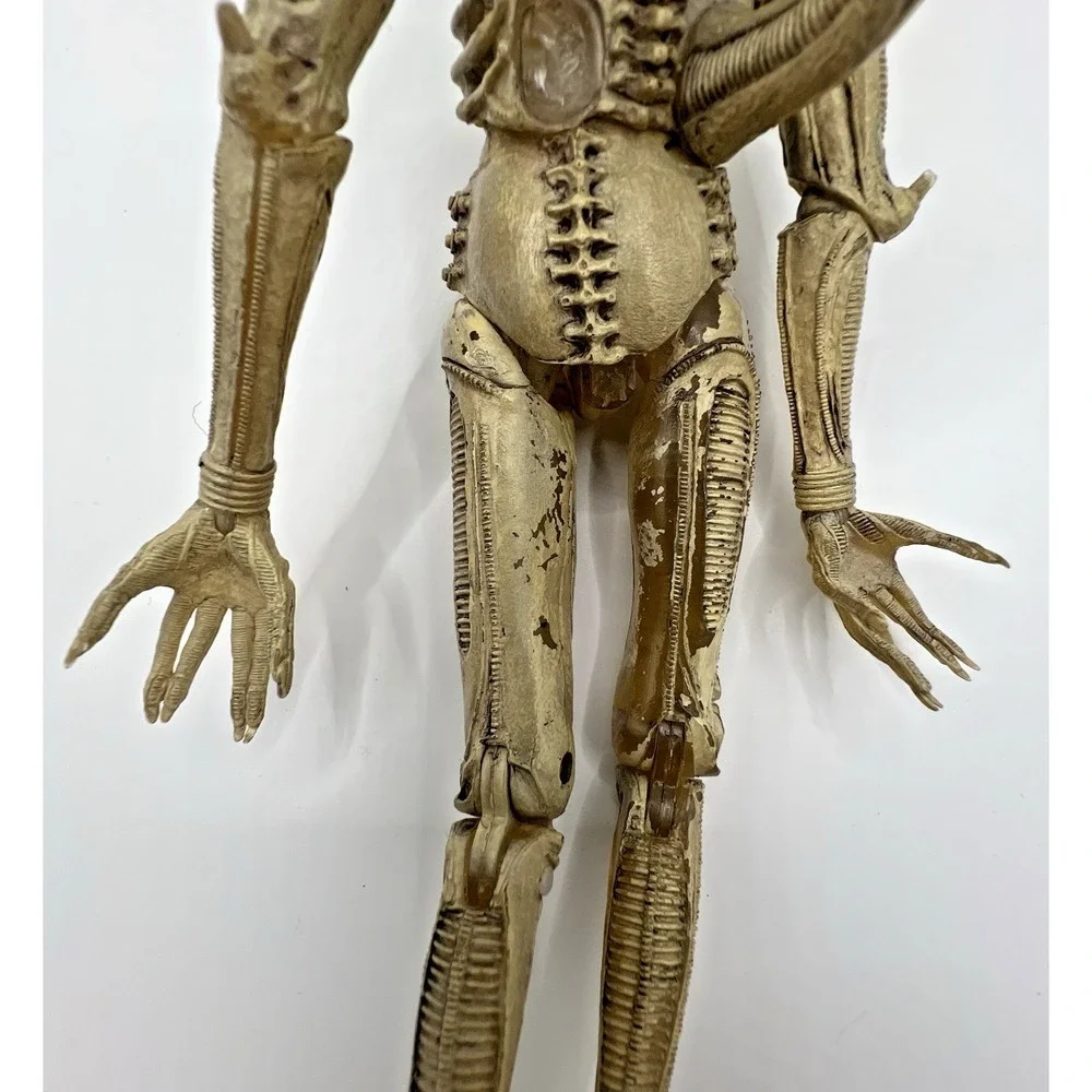 NECA Aliens Series 7 Xenomorph Prototype Suit 9